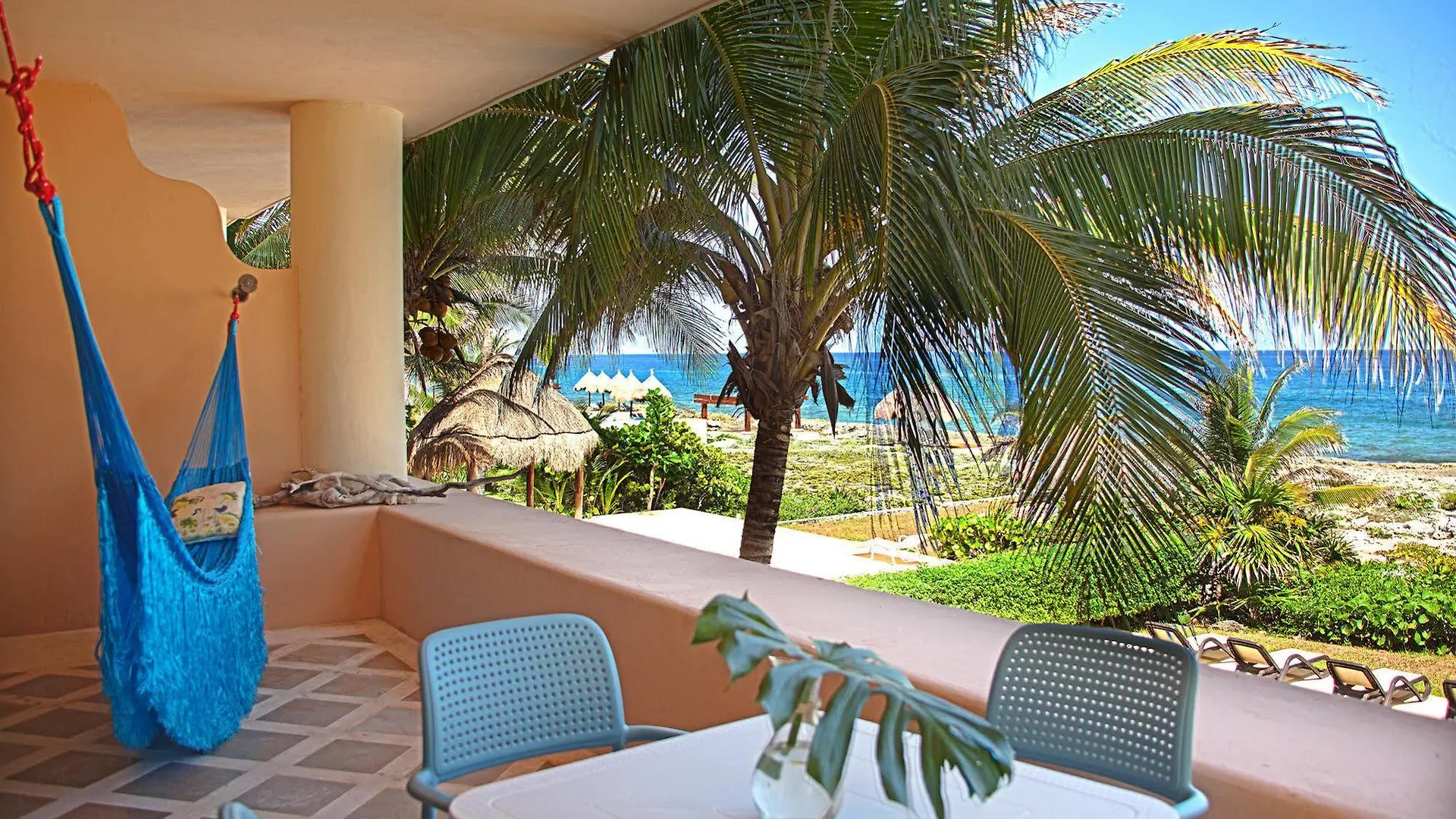 Hotel Homing Bird Apartments Puerto Aventuras Mexico