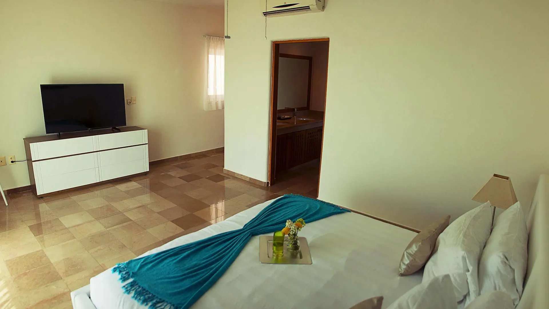 Hotel Homing Bird Apartments Puerto Aventuras Mexico
